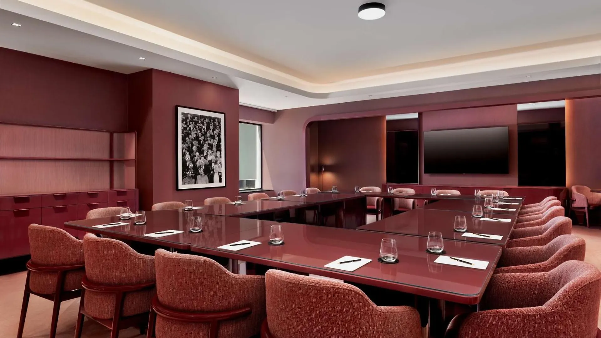 **** Hotel Revery Toronto Downtown, Curio Collection By Hilton Kanada